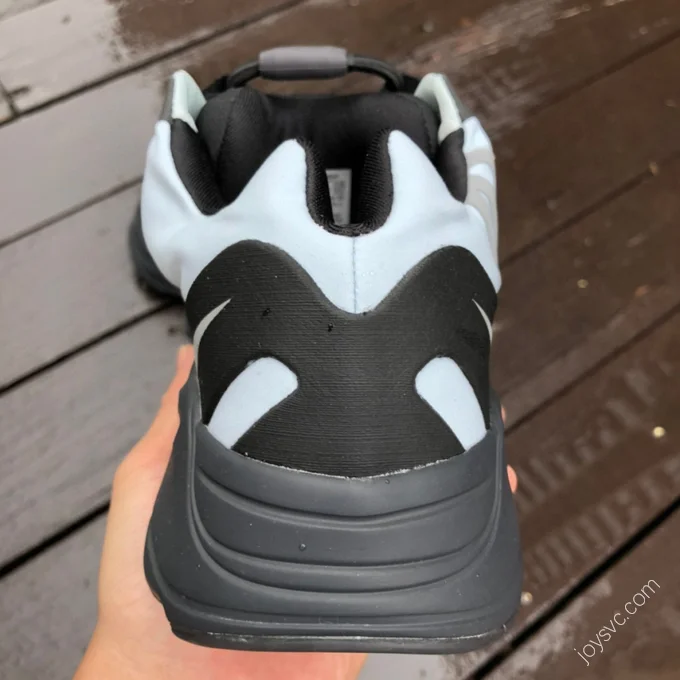 Adidas Yeezy 700 Blue Black GZ0711