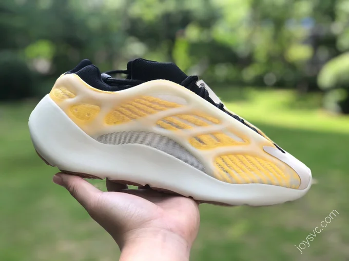 Adidas Yeezy 700 V3 Yellow White HP5425