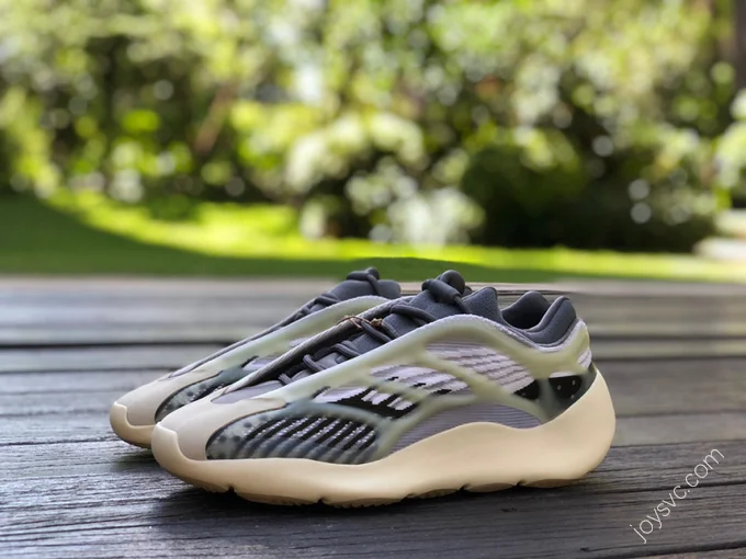 Adidas Yeezy 700 V3 Grey White ID1674