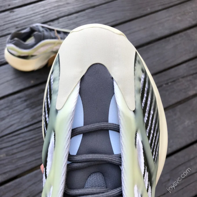 Adidas Yeezy 700 V3 Grey White ID1674