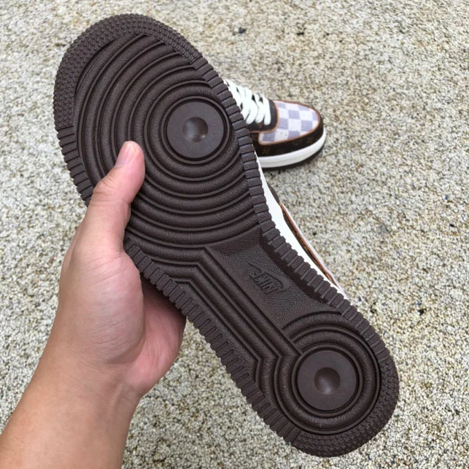 Louis Vuitton x Nike Air Force 1 x Off-White DJ46
