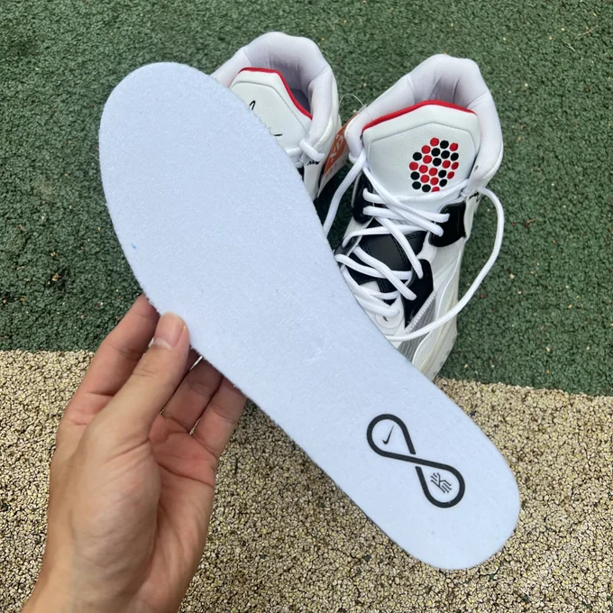 Nike Kyire 8 Black White DC9134-101