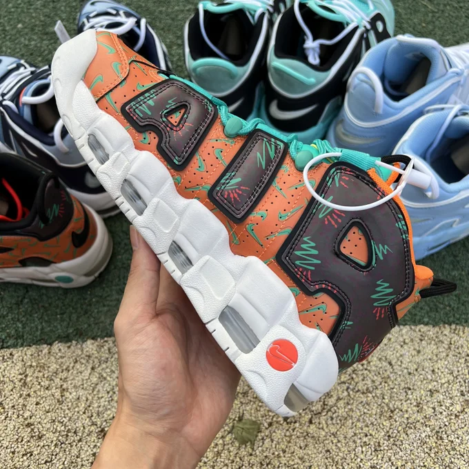 Nike Air More Uptempo Multicolor at3408-800