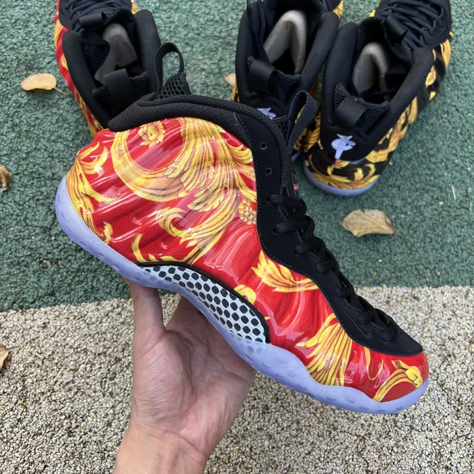 Nike Foamposite One x Supreme Red 652792-600