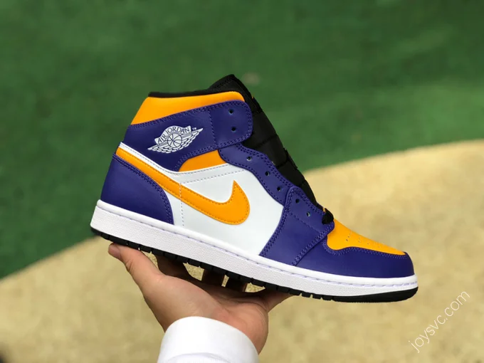Air Jordan 1 Mid 