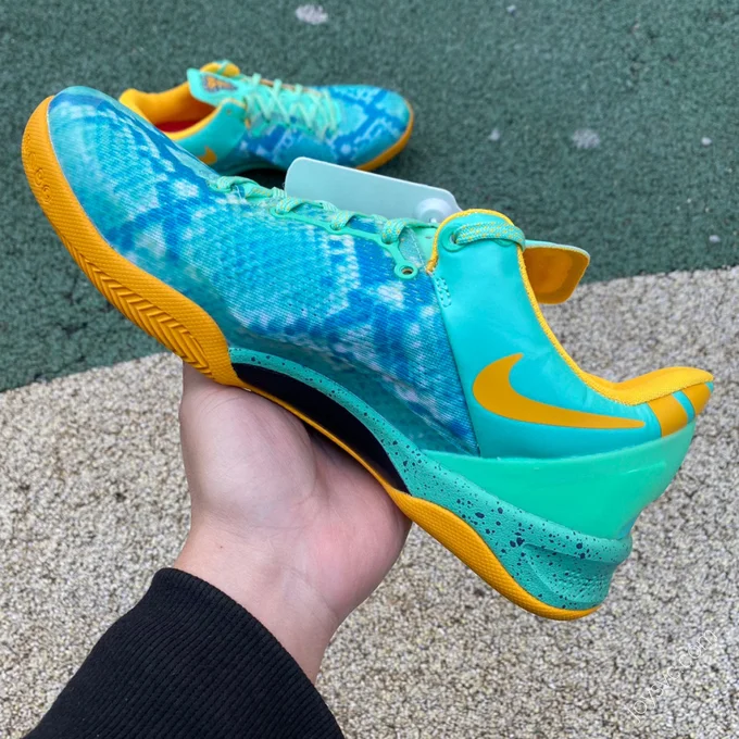 Nike Kobe System ZK8 Green 555035-304