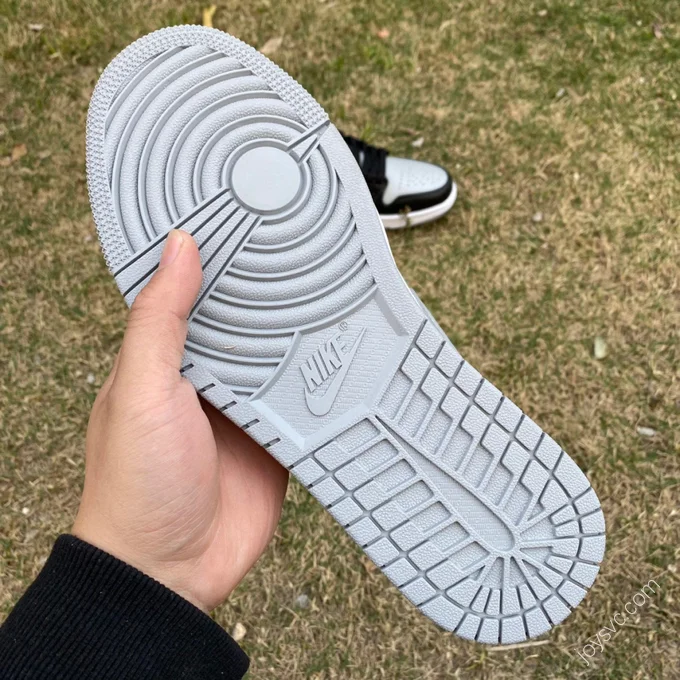 Air Jordan 1 Low Cool Gray 553558-039