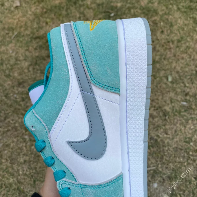 Air Jordan 1 Low Emerald DN3705-301