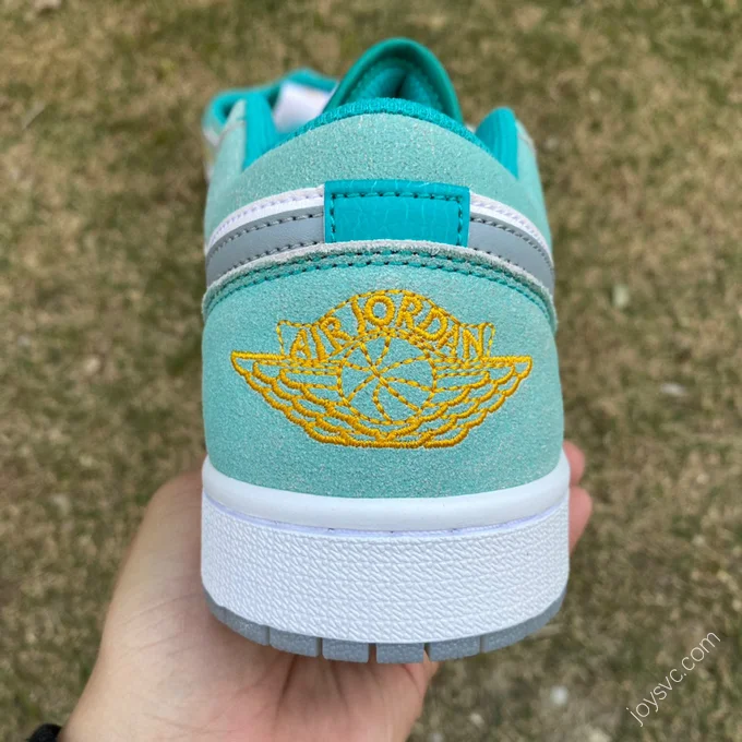 Air Jordan 1 Low Emerald DN3705-301