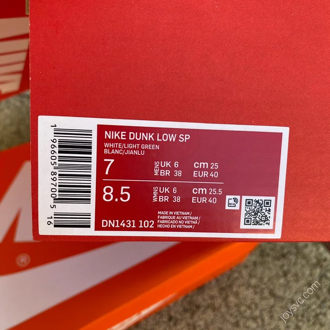 Nike Dunk Low White Light Green DN1431-102