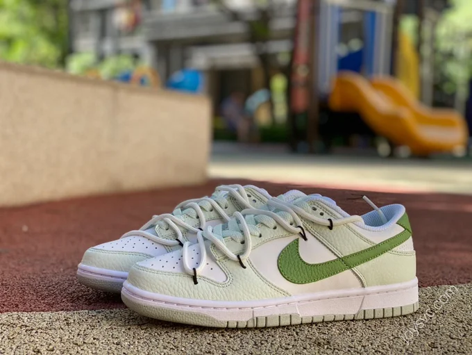 Nike Dunk Low White Light Green DN1431-102