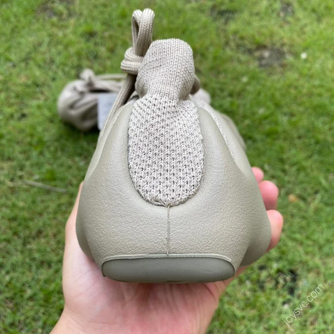 Adidas Yeezy 450 Beige ID1623