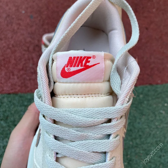 Nike SB Dunk Low 