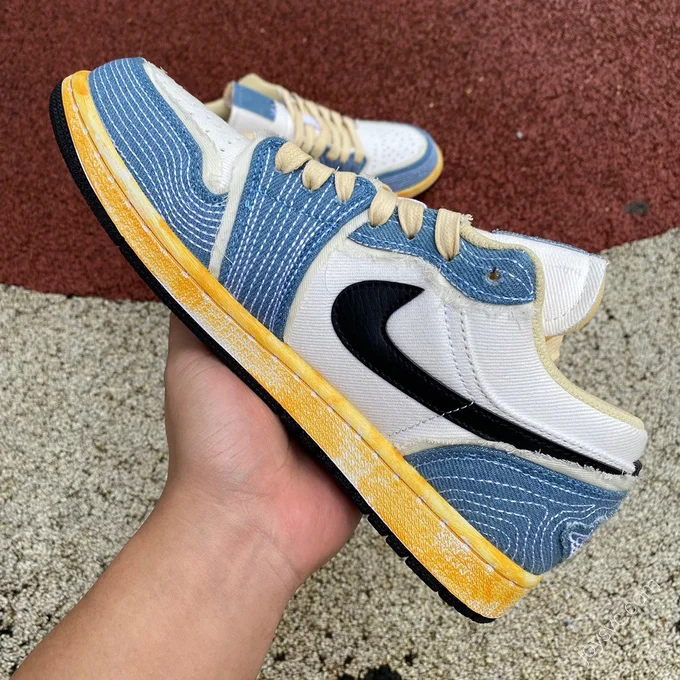 Air Jordan 1 Low Washed Blue Low-Top Sneaker FN7670-493