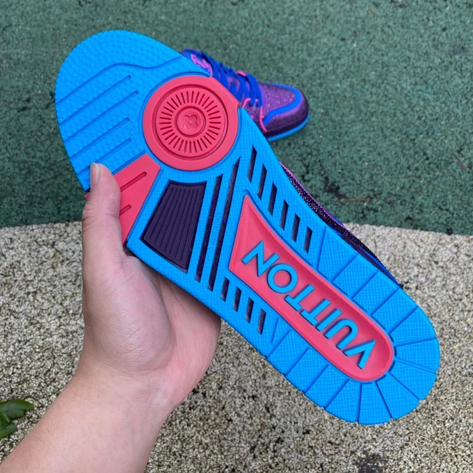 LOUIS VUITTON Trainer Blue Pink