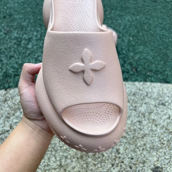 SMFK Pink Slides 7.5CM