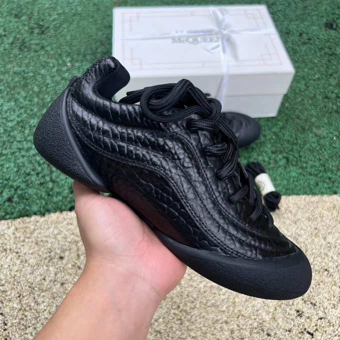 Alexander McQueen Flexion Black