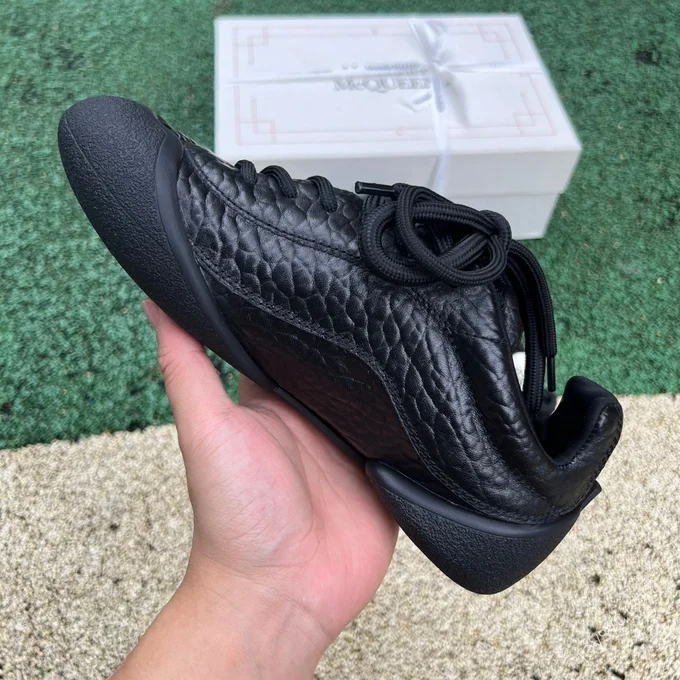 Alexander McQueen Flexion Black