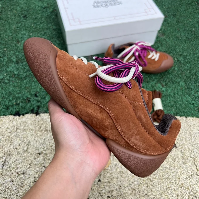 Alexander McQueen Flexion Brown