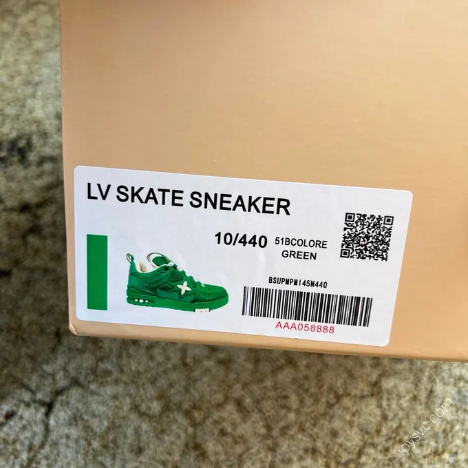 LOUIS VUITTON Skate Green Leather Shoes