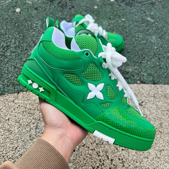 LOUIS VUITTON Skate Green Leather Shoes