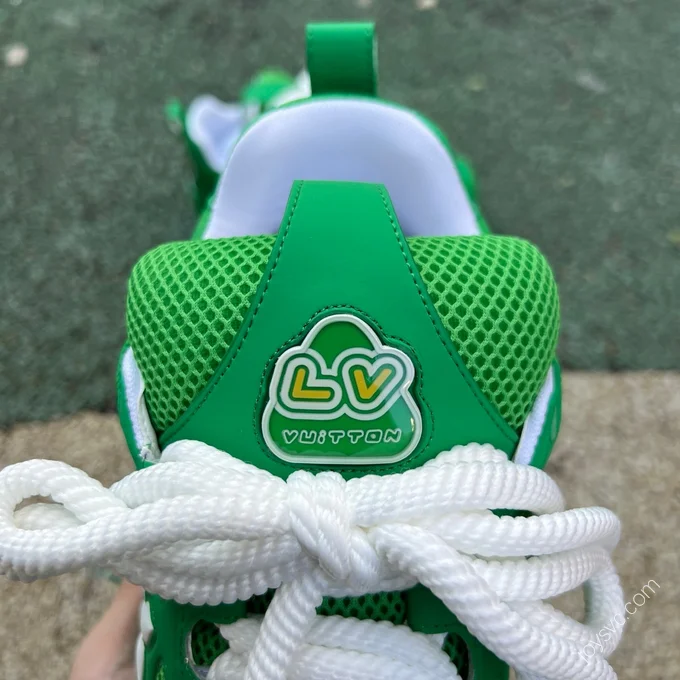 LOUIS VUITTON Skate Green Leather Shoes