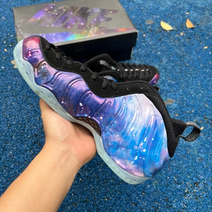 Non-Real Carbon Fiber Nike Air Foamposite One Galaxy Retro Basketball Shoes FQ4303-400