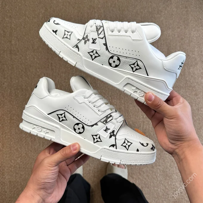 LV Trainer White Grained Leather Black Logo New Packaging