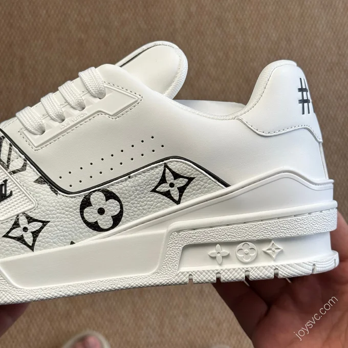 LV Trainer White Grained Leather Black Logo New Packaging