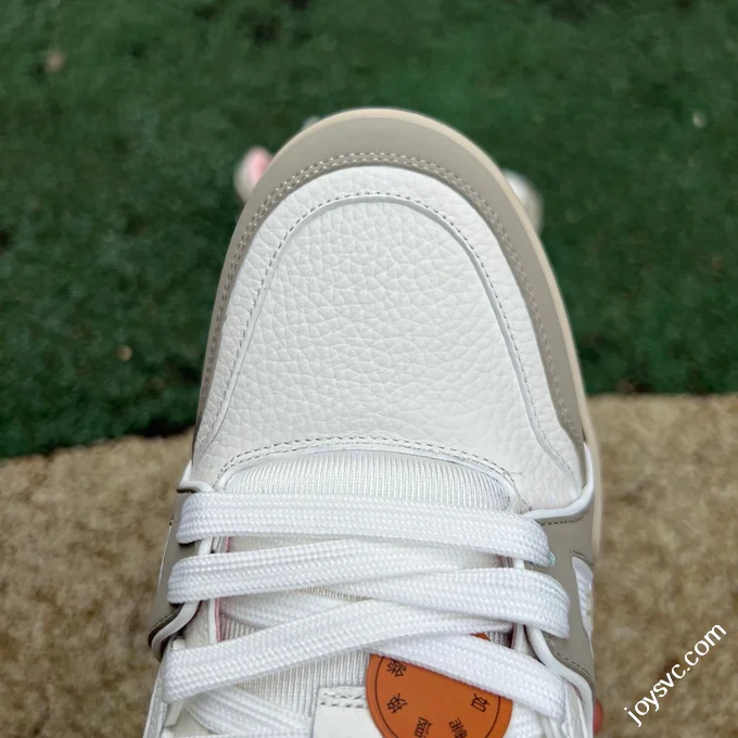 LOUIS VUITTON Trainer Lv Grey Sneakers