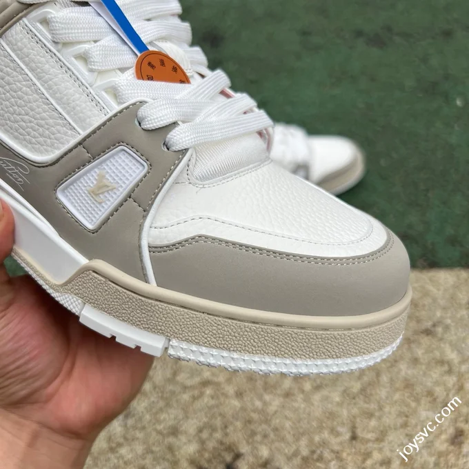 LOUIS VUITTON Trainer Lv Grey Sneakers
