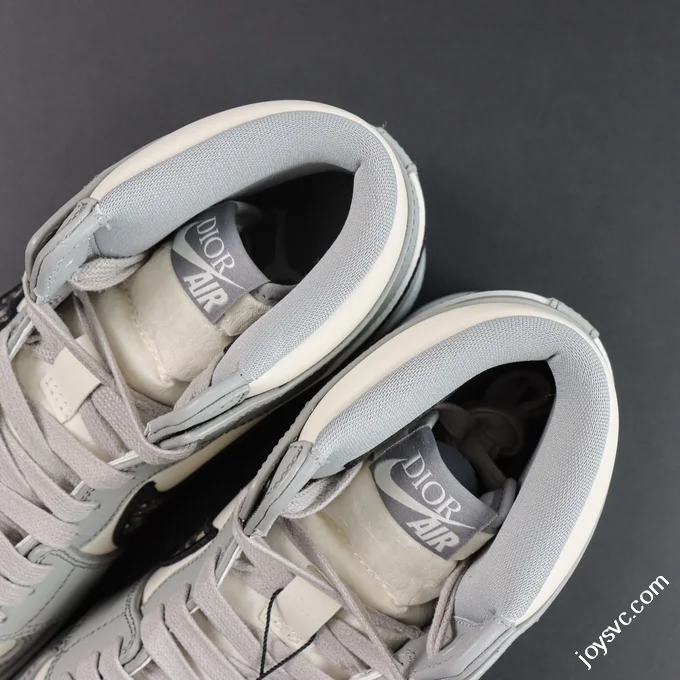 AJ1 Dior High OG White Grey Sneakers
