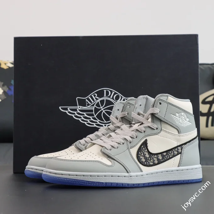 AJ1 Dior High OG White Grey Sneakers