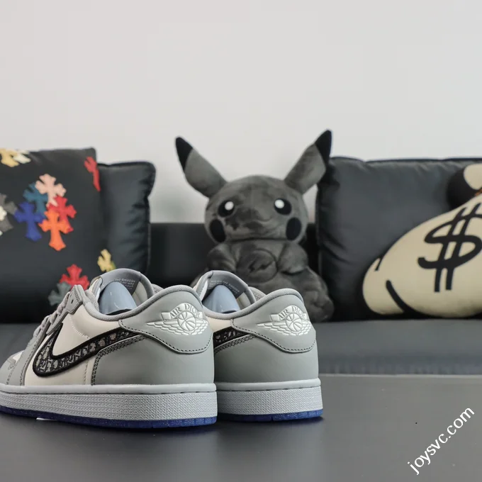 AJ1 Dior Low White Grey Sneakers