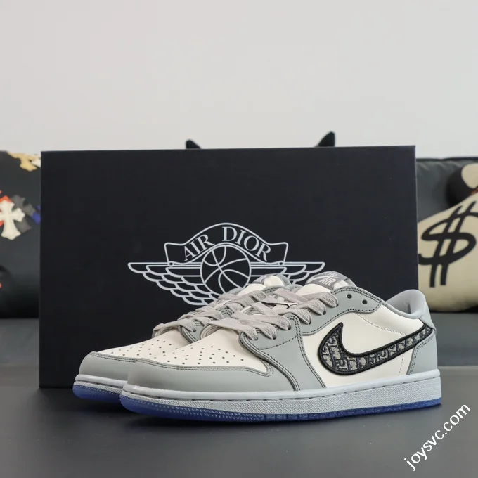 AJ1 Dior Low White Grey Sneakers