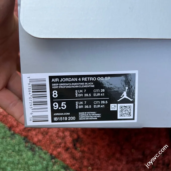 AJ4 Military Green UNDEFEATED Collaboration IB1519-200