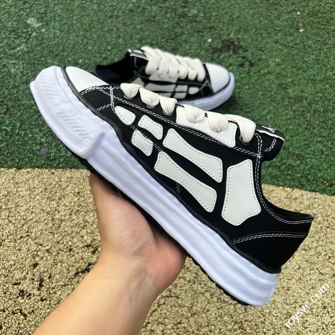 MMY Bone Black White Sneakers Maison Mihara Yasuhiro x AMIRI Skel-Top Low