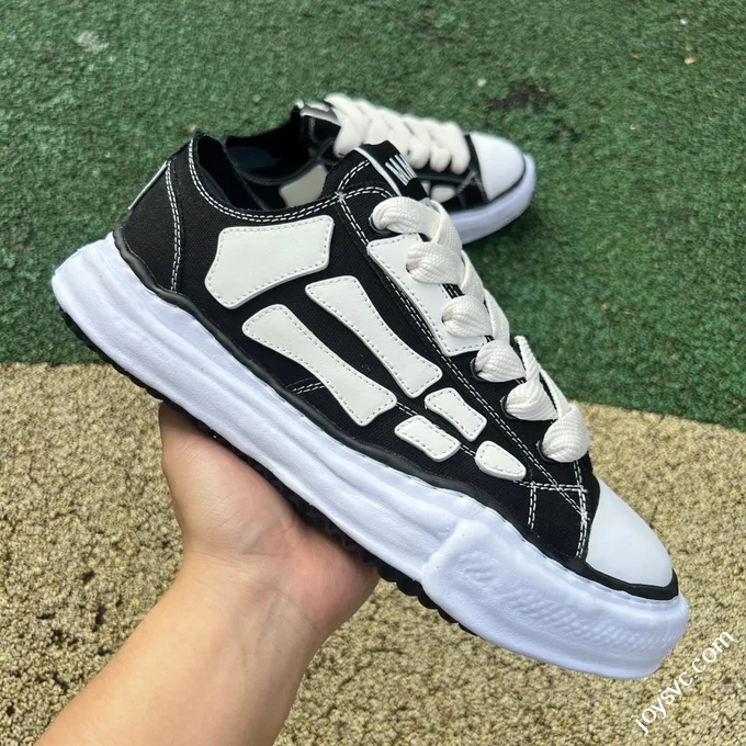 MMY Bone Black White Sneakers Maison Mihara Yasuhiro x AMIRI Skel-Top Low