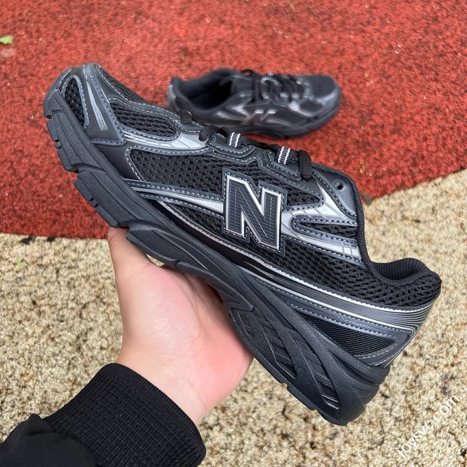 Pure Original NB 740 Black Sneakers U740BM2