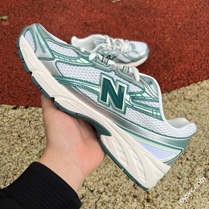 NB740GR2 White Green Sneakers