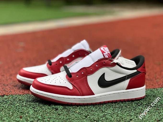 AJ1 Low Chicago Sneakers 705329-600