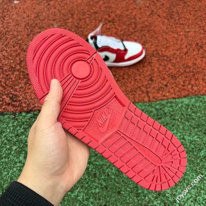 AJ1 Low Chicago Sneakers 705329-600