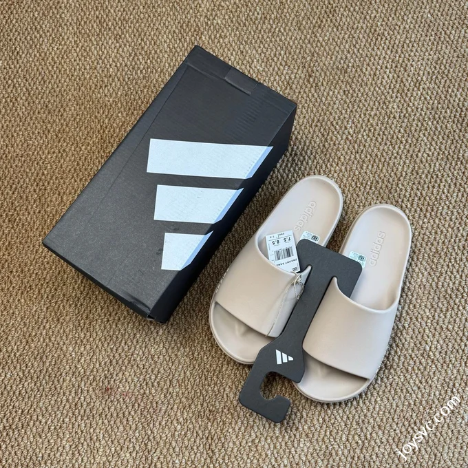 Adidas LUMIA ZNSORY SANDAL Anti-Slip One-Strap Slides Beige JP9579
