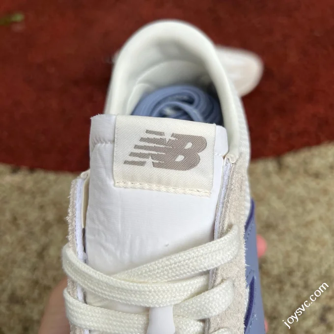 NB471AA White Blue Sneakers