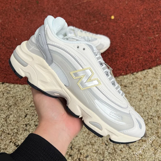 Pure Original NB 1000 Off-White Sneakers M1000AC1