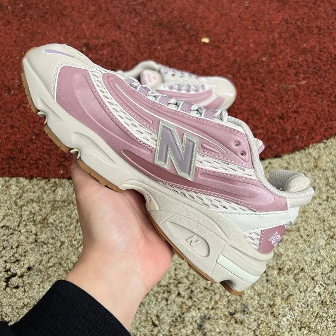 Pure Original NB 1000 Off-White Pink Sneakers M1000JG1