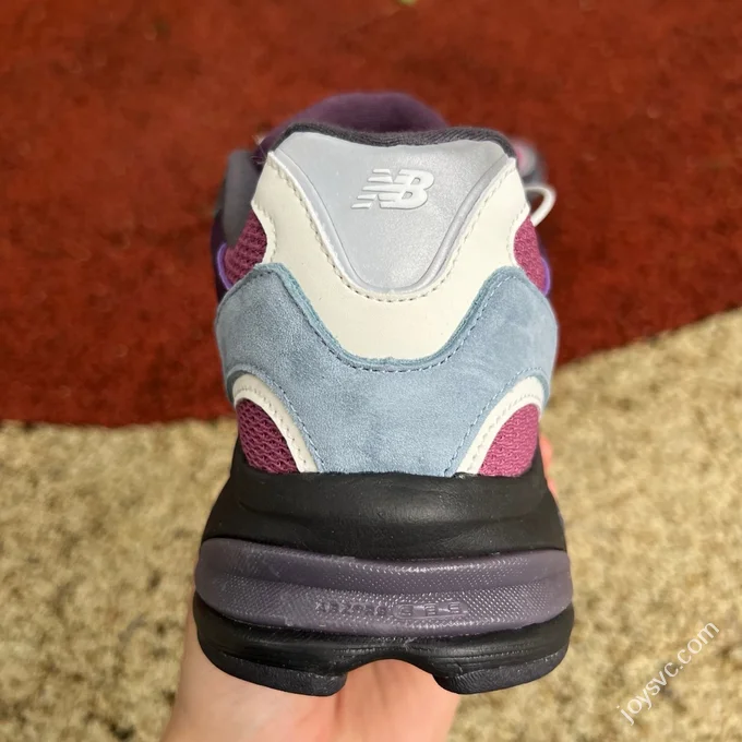 NB2010 Black Pink Sneakers New Balance M2010ANB