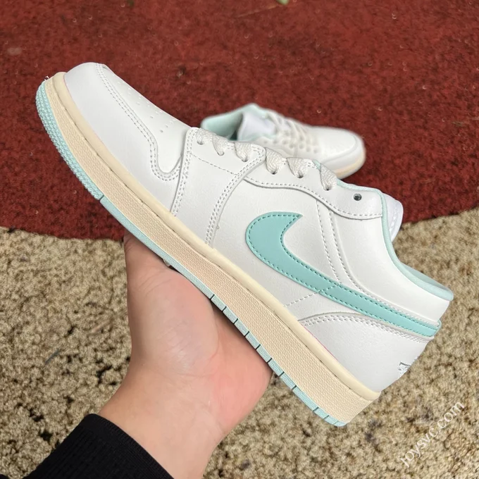 AJ1 Low Off-White Green Sneakers DC0774-134