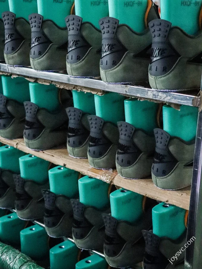 S2 Pure Original AJ4 UND Military Green Sneakers IB1854-200