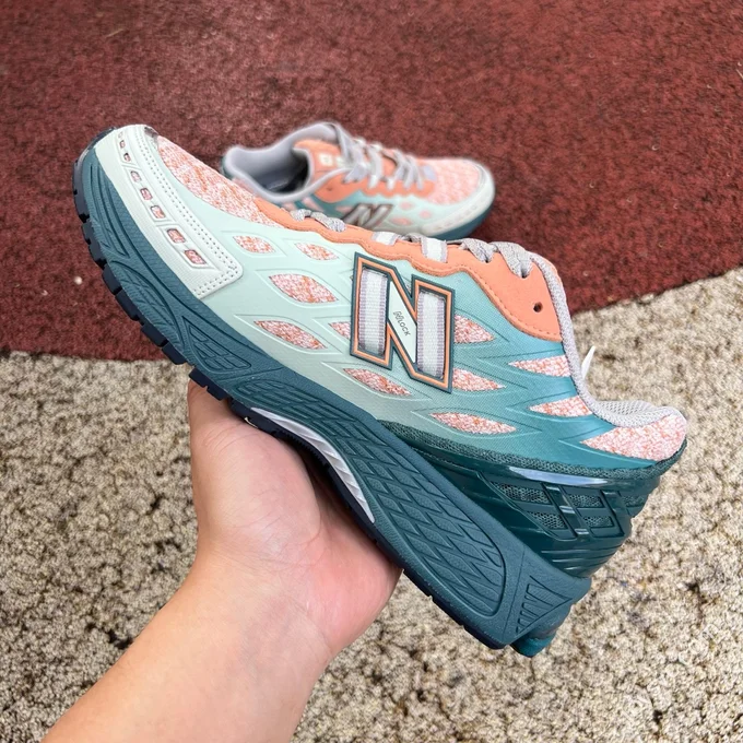 NB1906WFB Green Pink Sneakers